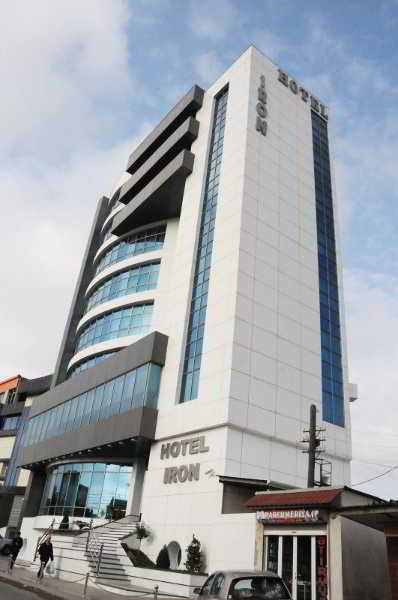 Iron Hotel Hokmeli Экстерьер фото