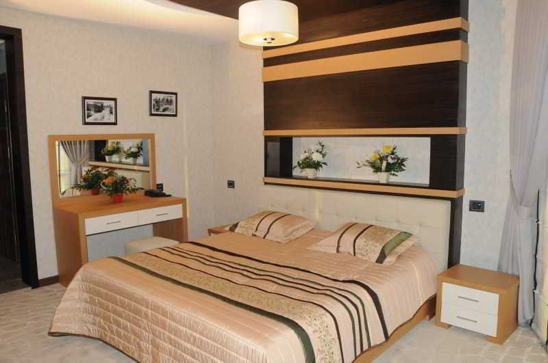 Iron Hotel Hokmeli Экстерьер фото