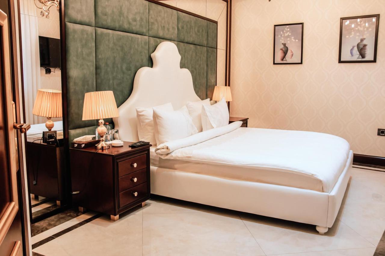 Iron Hotel Hokmeli Экстерьер фото