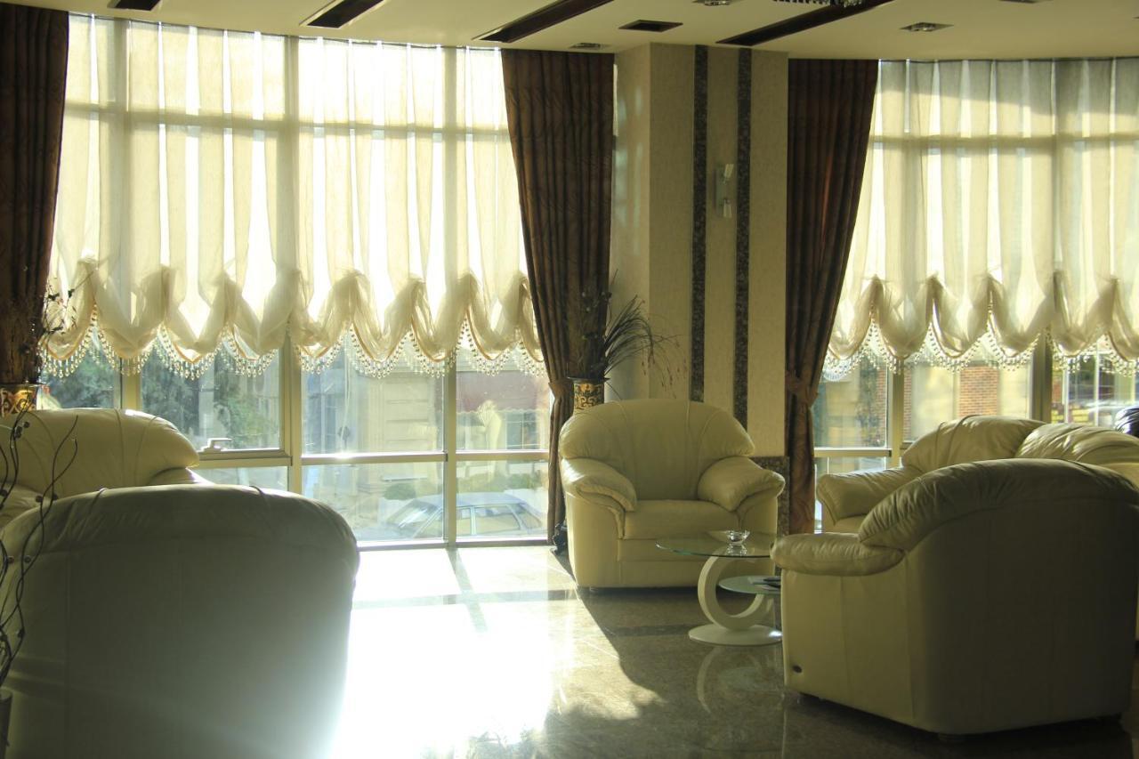 Iron Hotel Hokmeli Экстерьер фото