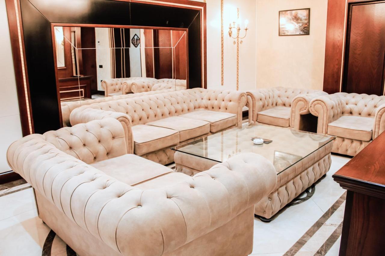 Iron Hotel Hokmeli Экстерьер фото