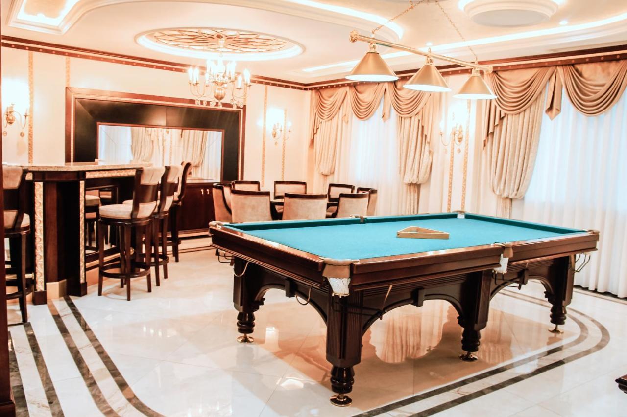 Iron Hotel Hokmeli Экстерьер фото